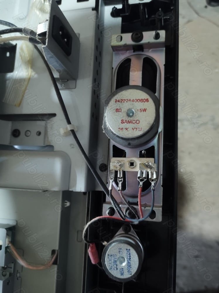 set 4 difuzoare 242226400606 de pe tv Philips 32pfl5522d