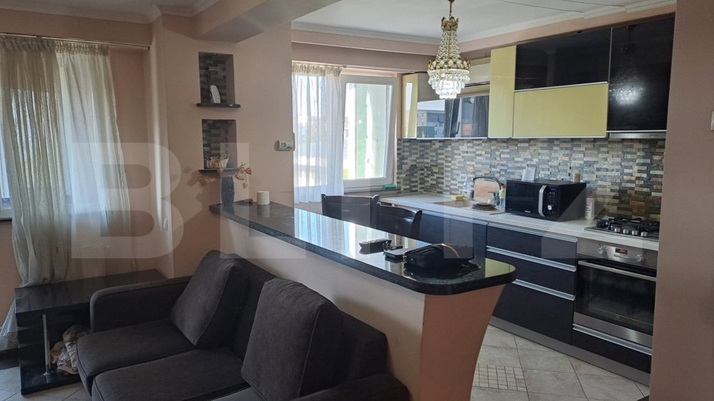 Apartament 3 camere - Ultracentral, Pitești cu vedere spre Prefectura