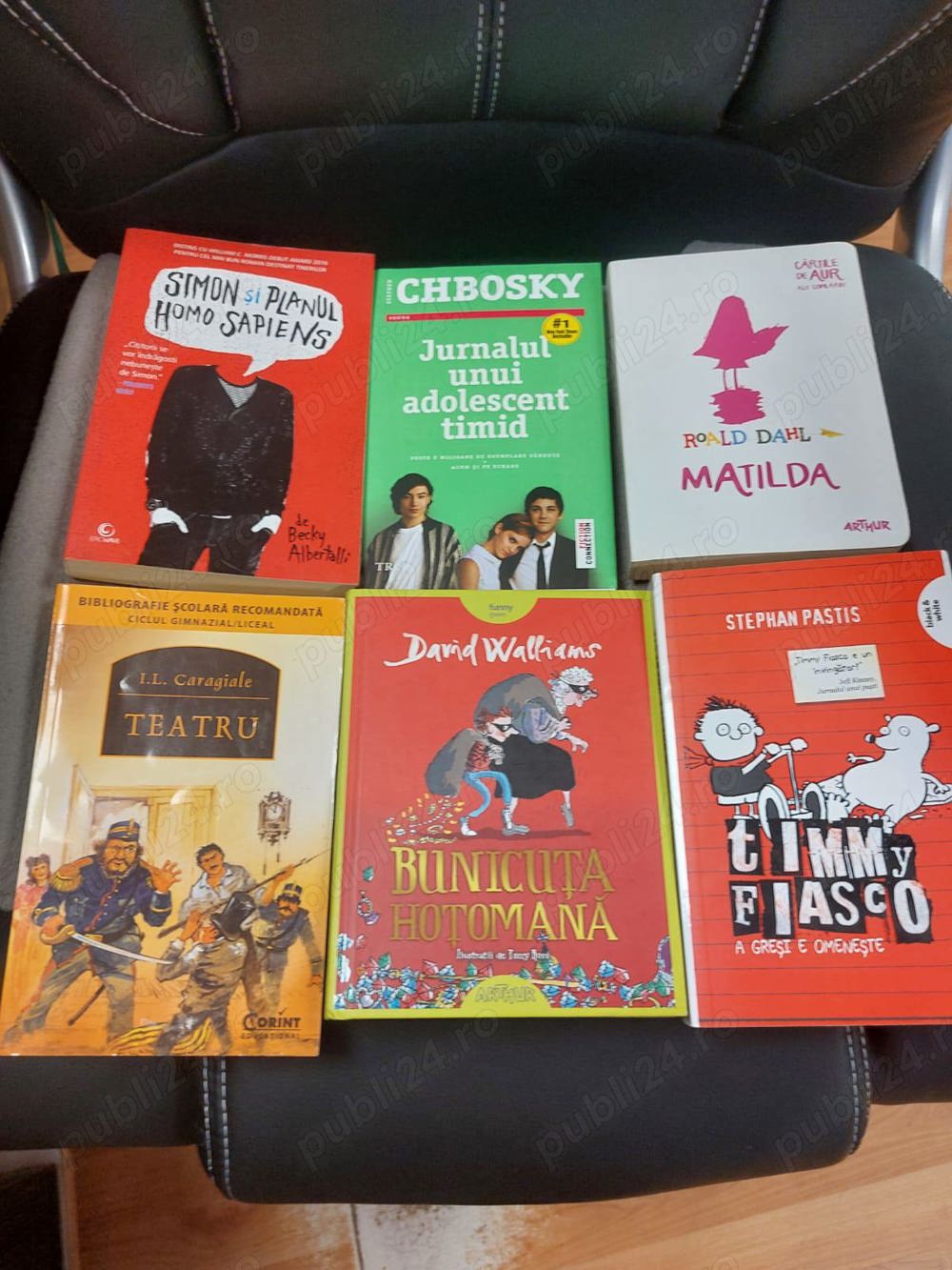 Vand carti pentru copii!