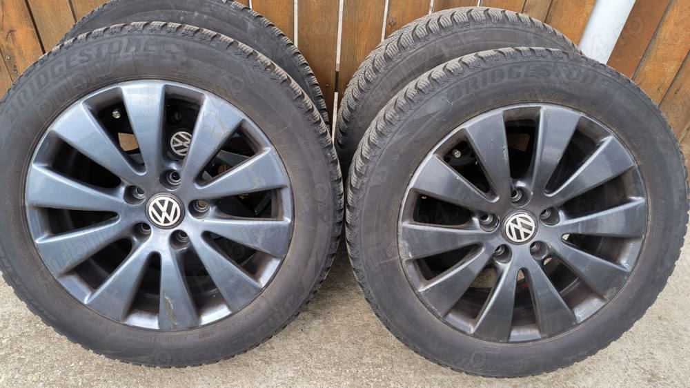 Vând jante 205/55/16