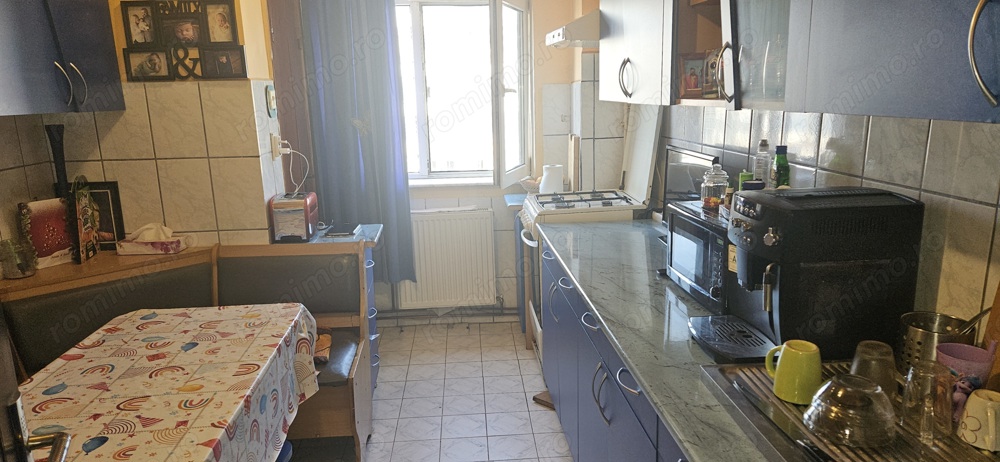 Vand apartament 2 camere decomandat in Deva, Bld Decebal (Casa de Pensii), suprafata utila 56 mp