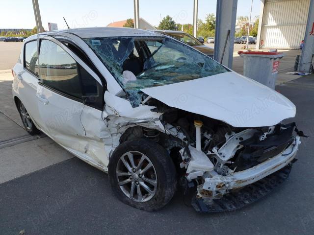 Dezmembrez / dezmembrari piese auto Toyota Yaris KSP130 motor 1.0B 1KR-FE an 2015