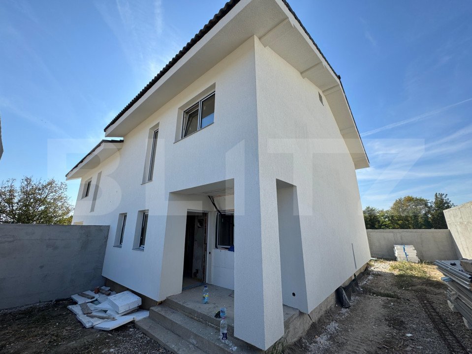 Casa tip duplex, 138 mp utili, cu piscina, 4 camere, Cetate 