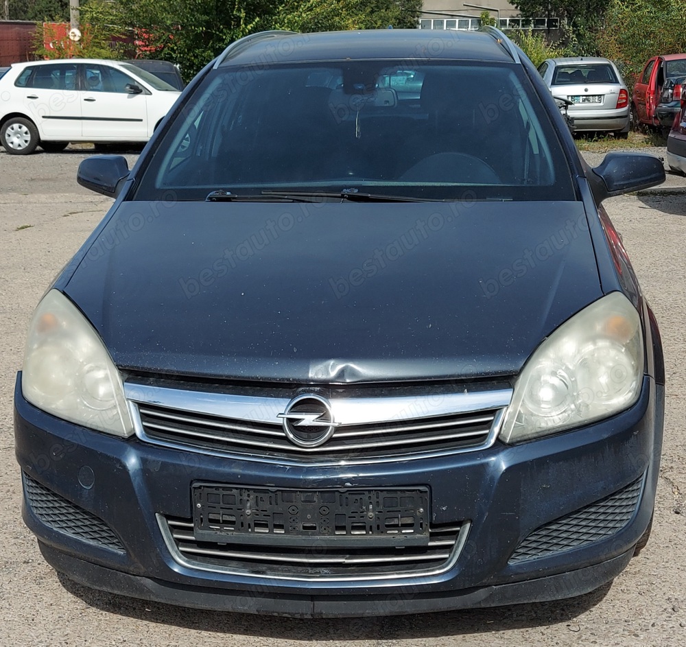 Dezmembram Opel Astra H combi