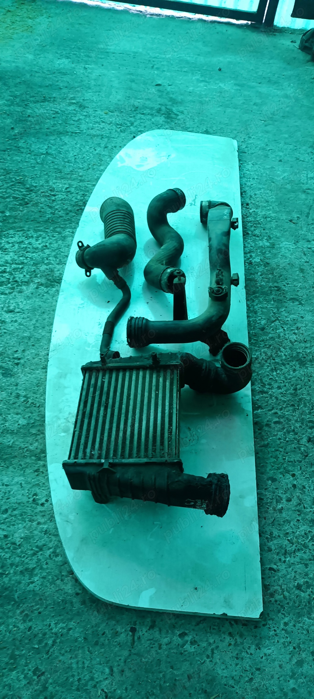 Furtun turbo intercooler tub plastic turbo vw Passat b5 1.9 tdi 