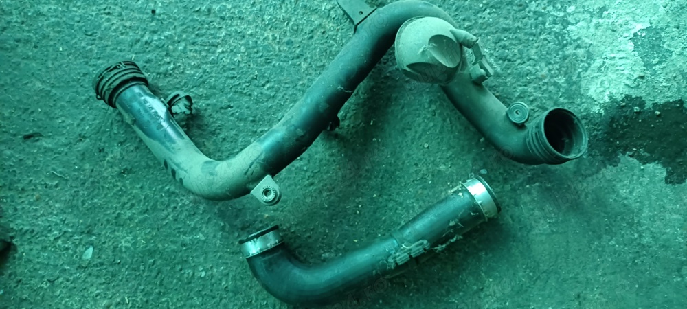 Furtun turbo tub Vw Golf 5 2.0 tdi 