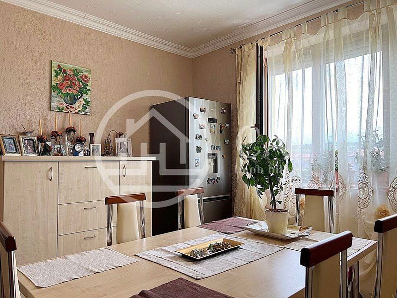 Apartament cu 2 camere de vanzare in cartierul Soarelui, Oradea