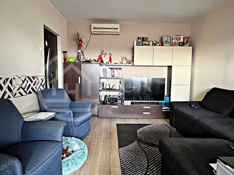 Apartament cu 2 camere de vanzare in zona Decebal-Dacia, Oradea