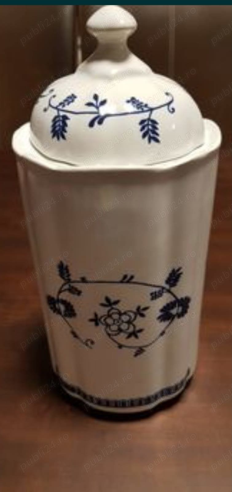 Vas ceramica pentru depozitare diferite alimente sau alte lucruri