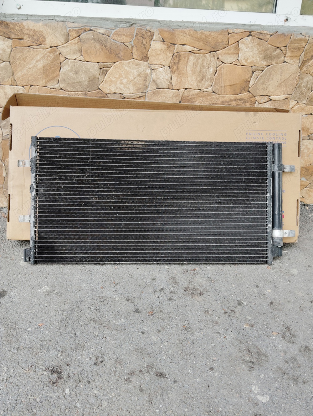 Vand radiator clima Audi Q5 an 2010 până in 2014