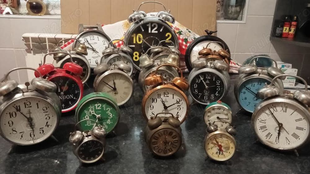 Colectie de ceasuri de masa 