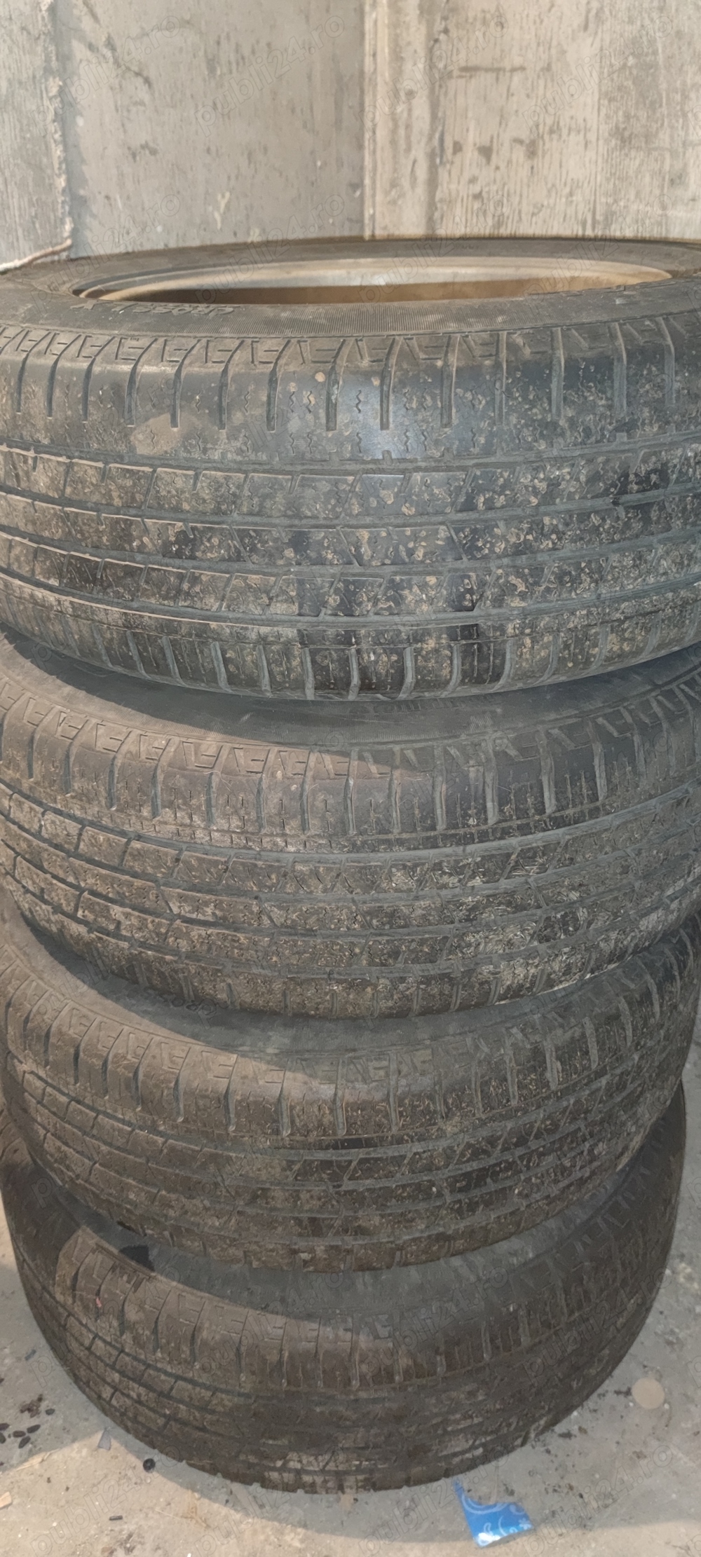 vand 4 jante aluminiu VW R16 cu cauciucuri de vara