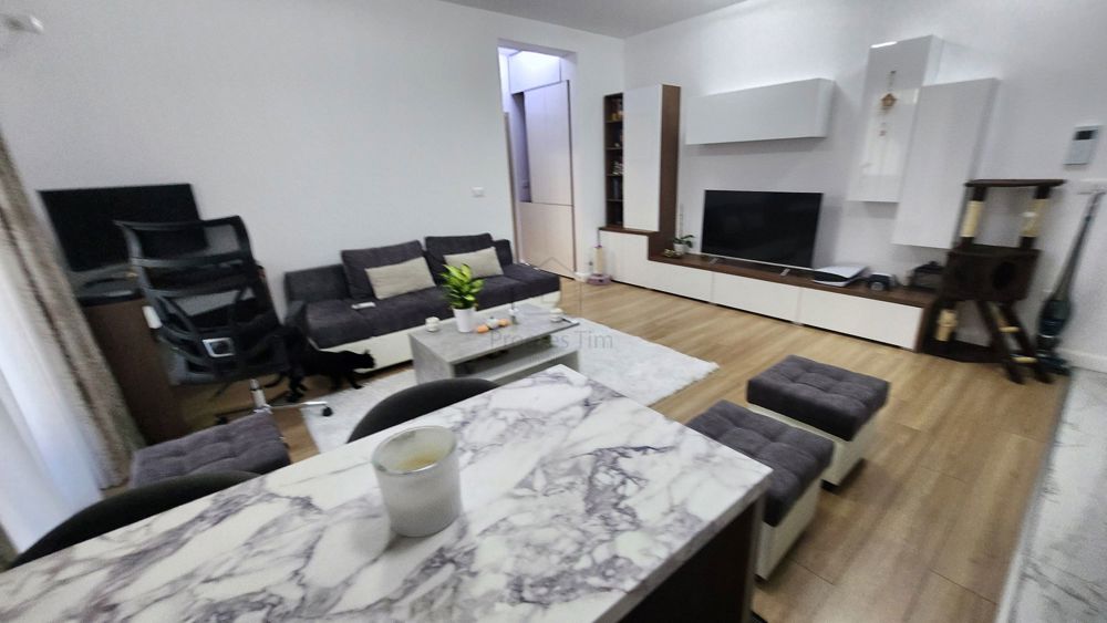 Apartament 2 camere - mobilat si utilat - etaj 2 - 78.000 Euro