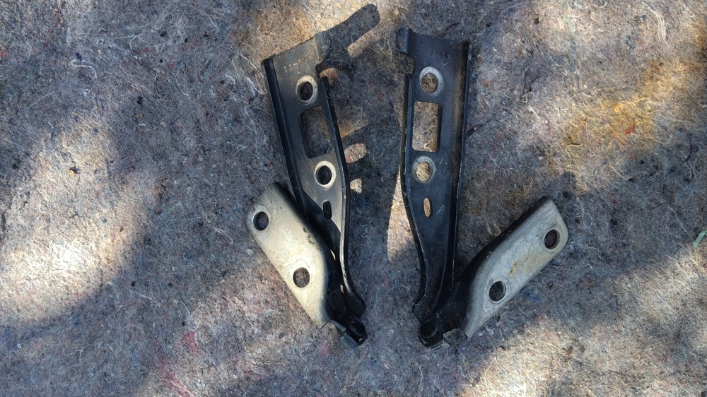 Balamale capota motor FORD FUSION