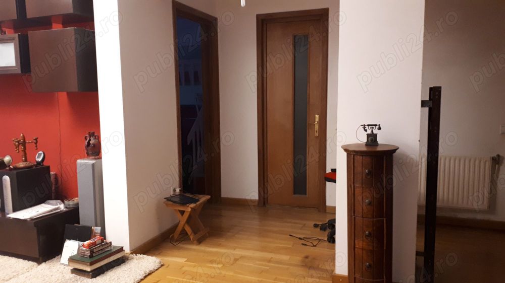 Vand apartament 4 camere