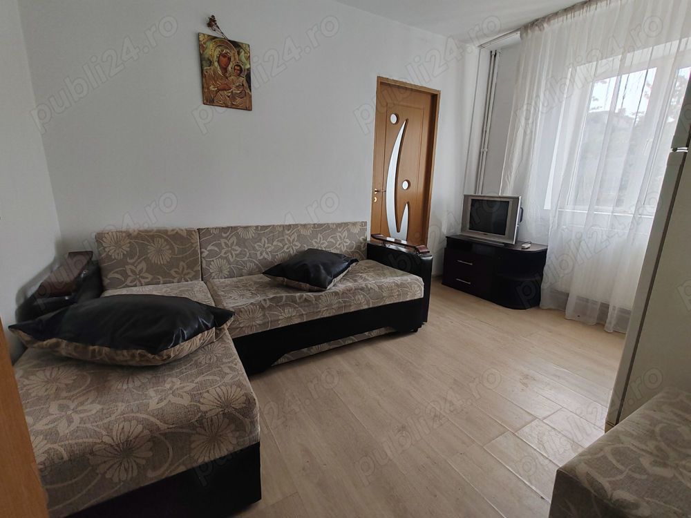 Apartament 2 camere Trivale, etaj 3, centrala