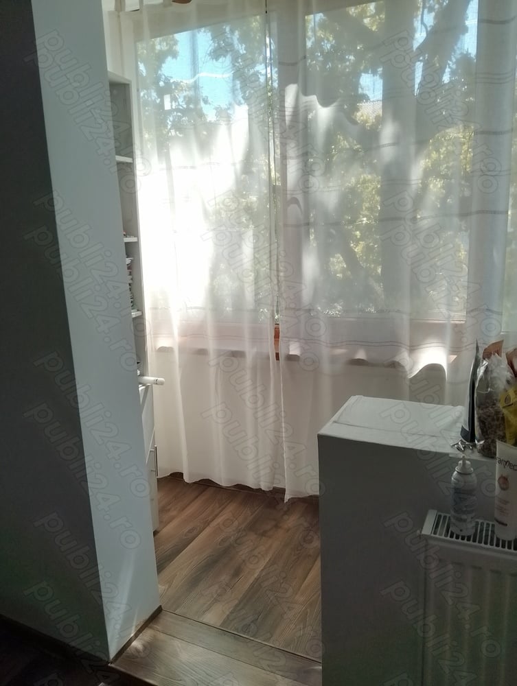 Apartament cu 2 camere Circumvalatiunii Piata Dacia etaj 3 amenajat centrala