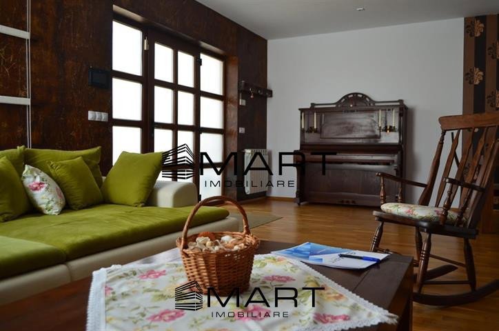 Apartament de lux la casa ,curte proprie  Calea Poplacii