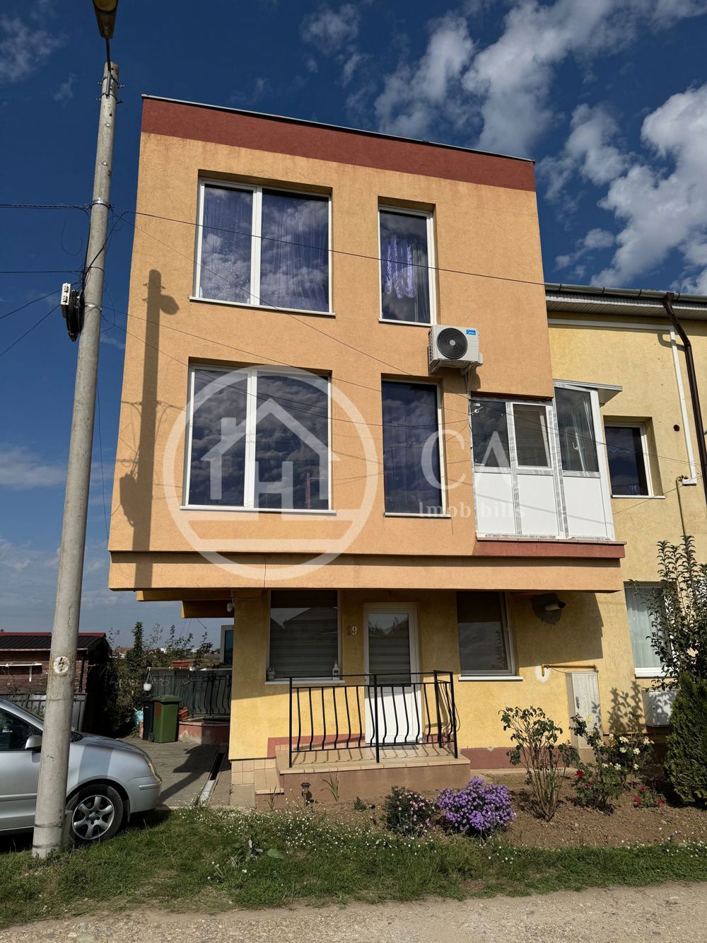 Apartament de vânzare cu 3 cam. pe doua nivele, Sânmartin, Oradea