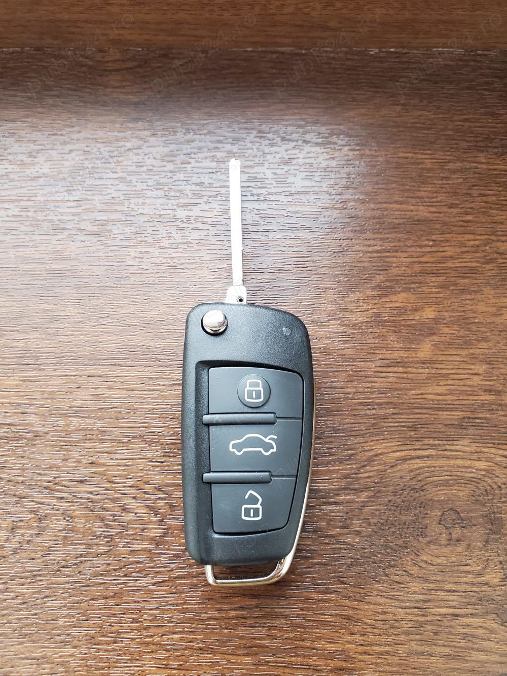 Cheie noua completa Chei noi Audi A4, A6, Q7 Frecventa 868Mhz / 433Mhz