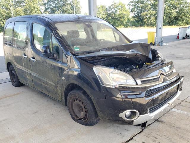Dezmembrez / dezmembrari piese auto Citroen Berlingo II an 2014 motor 1.6HDI 9HP cutie manuala