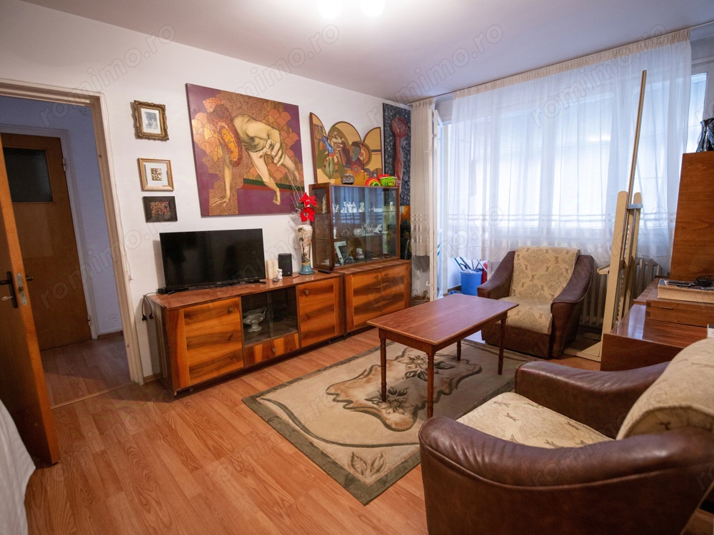 Apartament 2 camere, semidecomandat, Aleea Fizicienilor nr 7, 7 din 10, 52m pătrați.