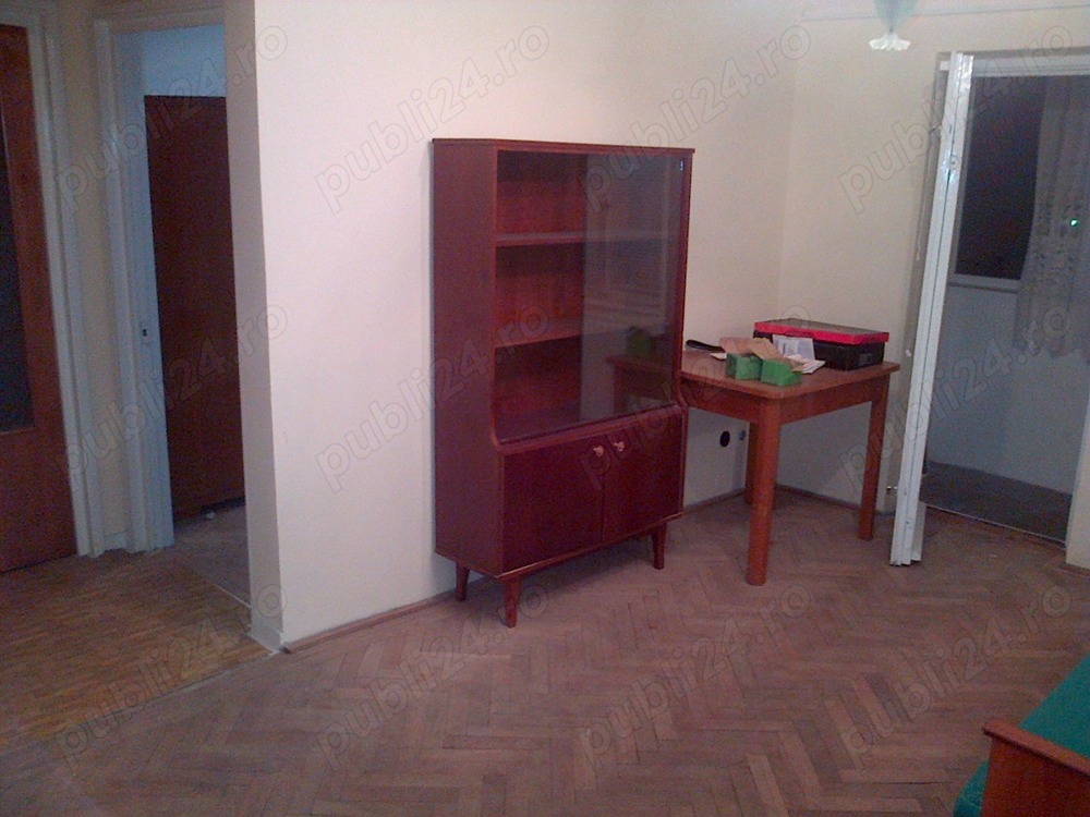 vand apartament 2 camere