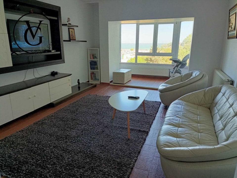 Apartament 3 camere cu vedere la mare- Faleza Nord+ loc de parcare