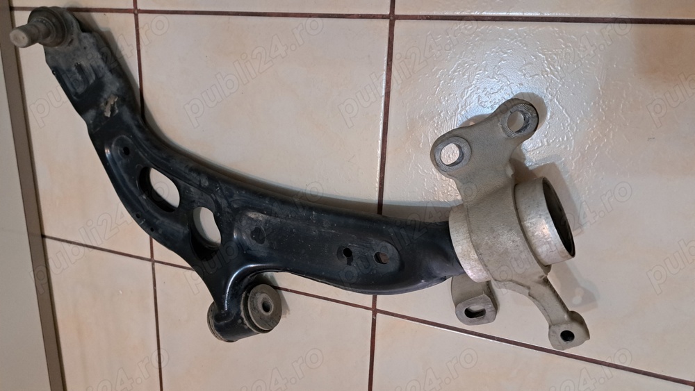 De vanzare bascula dreapta fața Bmw X1 2020