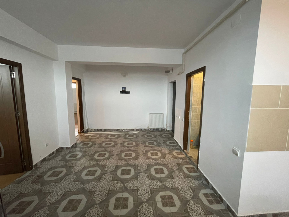 APARTAMENT 4 CAMERE, ZONA BUNA