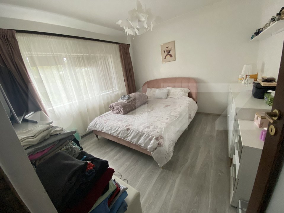 Apartament cu 4 camere zona Bradet