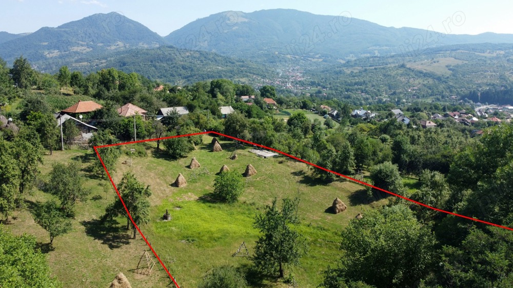 Vânzare Teren în Comuna Corbeni, Jud. Argeș