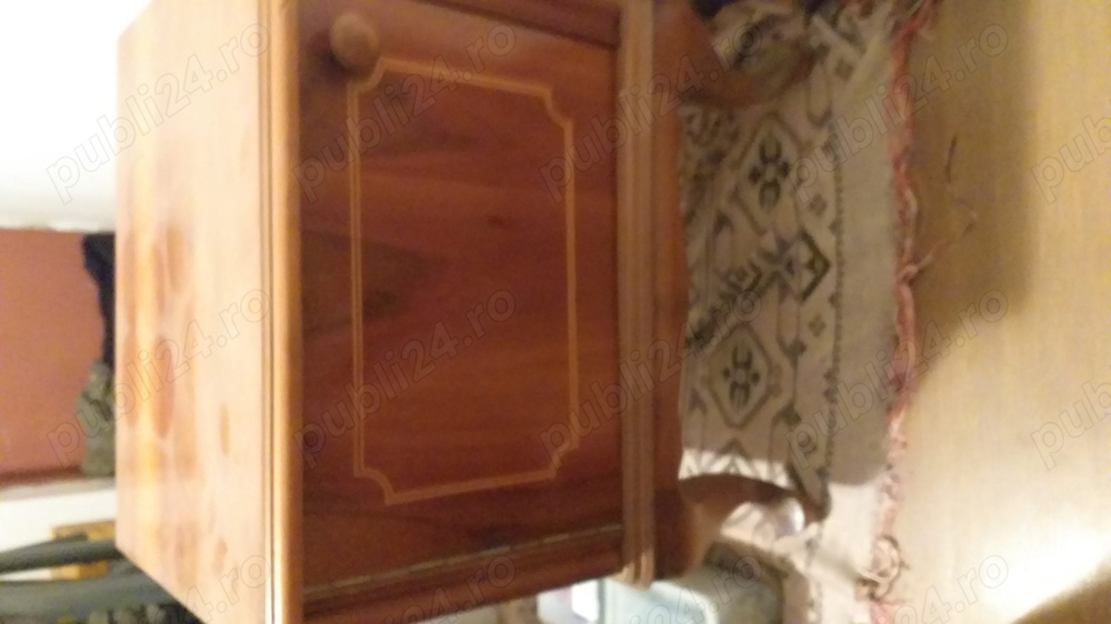 Noptiera dormitor 2 b