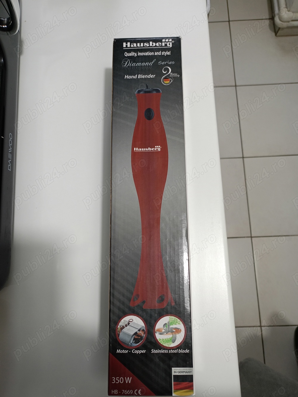 Vând mixer de mana,nou nouț produs de calitate,la cutie.