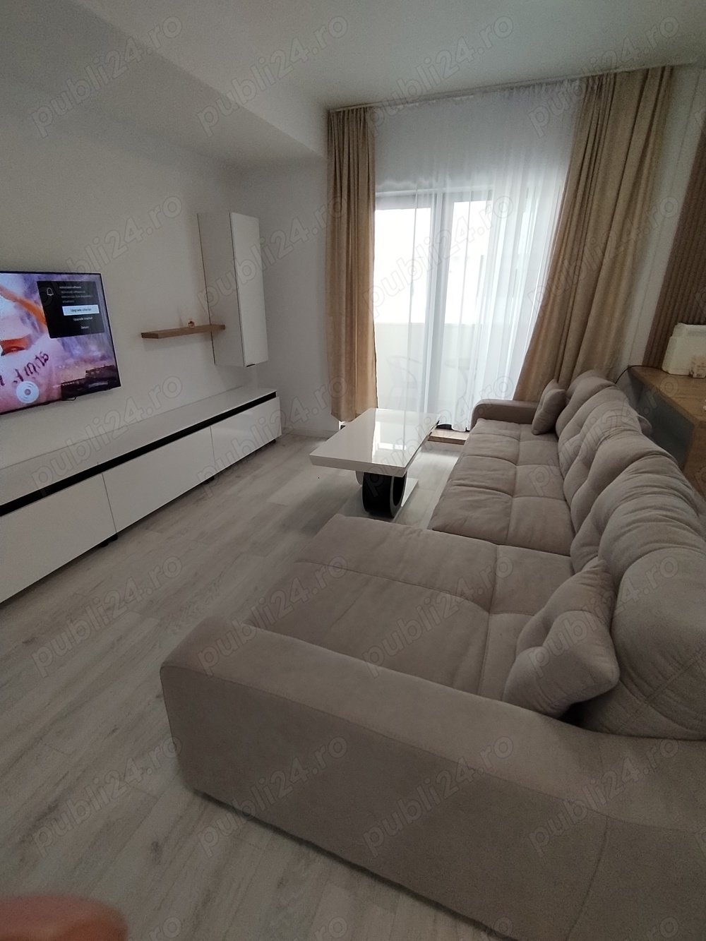 Inchiriez apartament in bloc nou