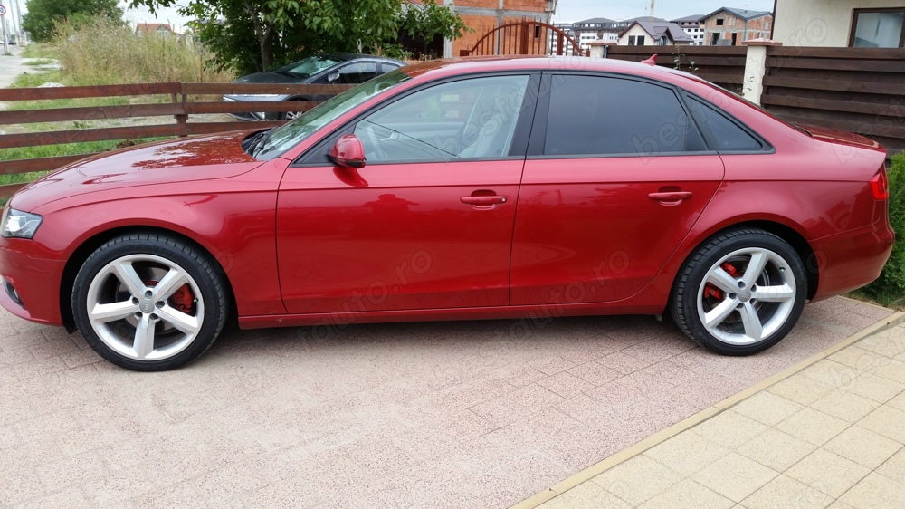 Vand AUDI A4 B8 rosu