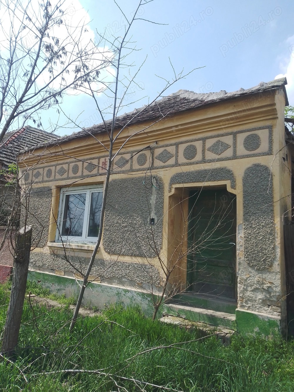 Vand Teren Constructie Casa  la Partoș 