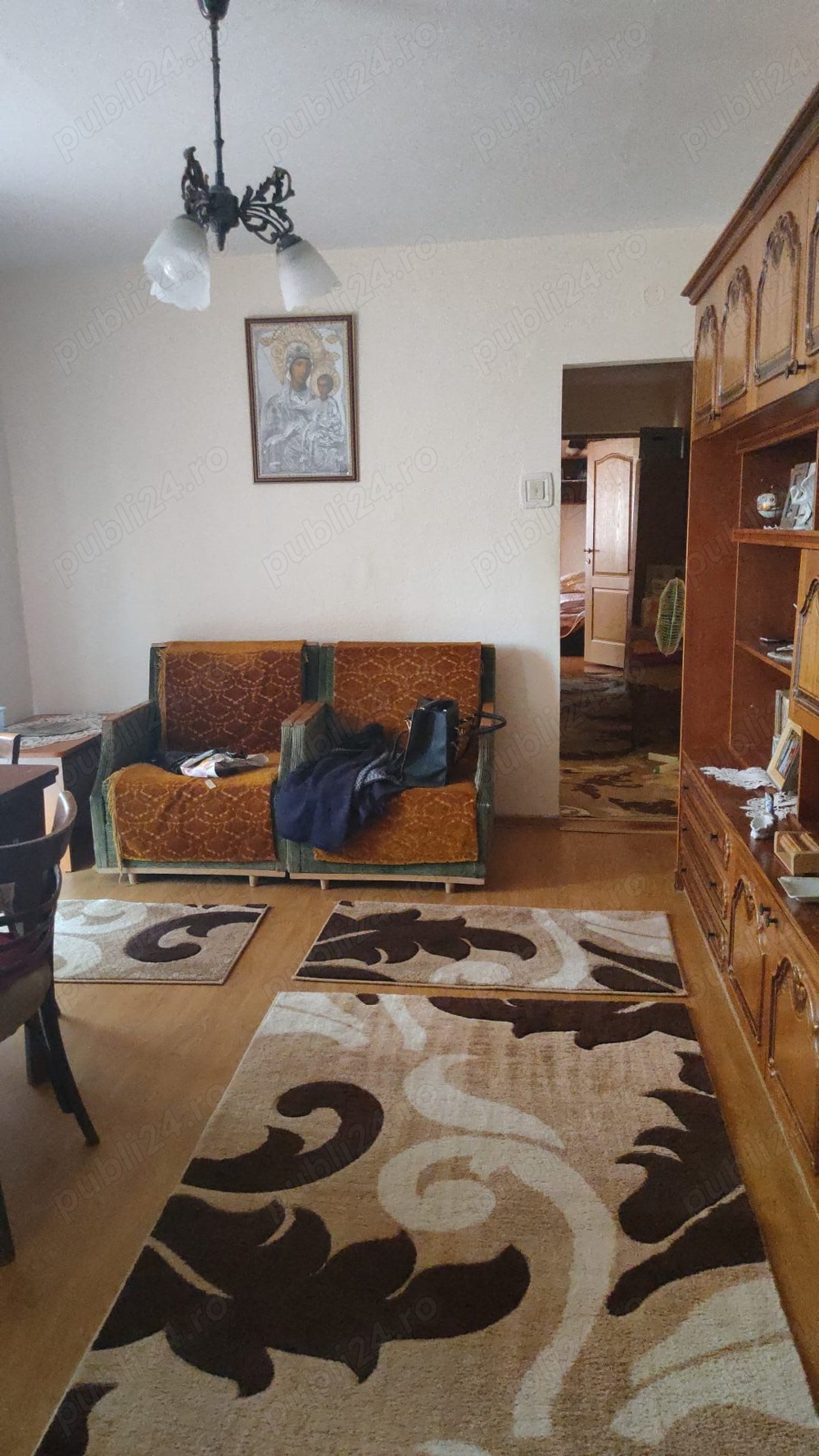 apartament de vanzare 3 camere