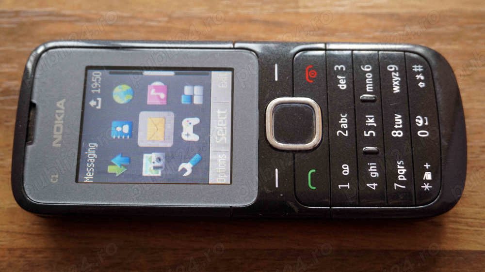 Vand Nokia C1-03