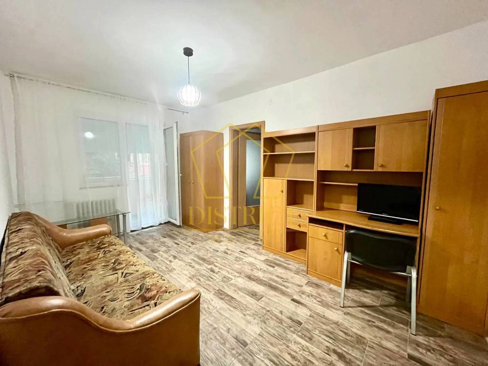 Apartament spatios cu 2 camere | Spitalul Judetean