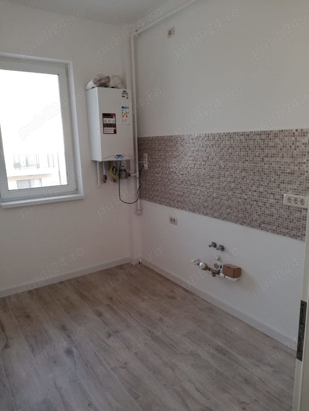 PROPRIETAR Vand 2 Camere 52 mp, Bloc Nou LUX, în Giroc Zona Flonta. 78000 E 