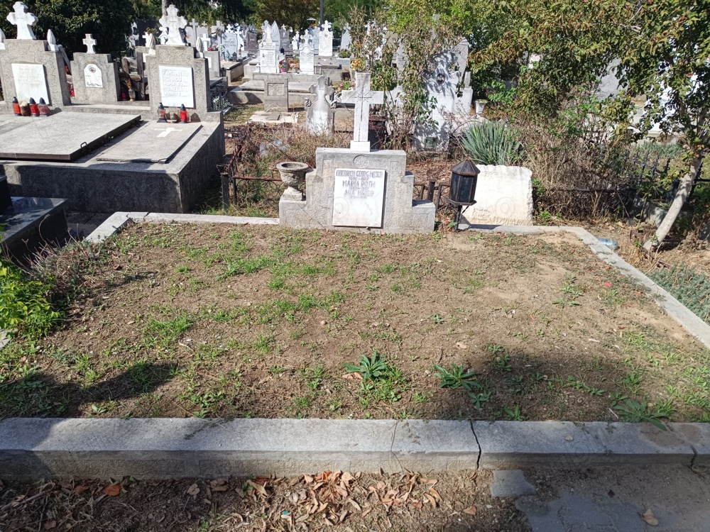 3 locuri de veci, cimitirul evanghelist, Craiova