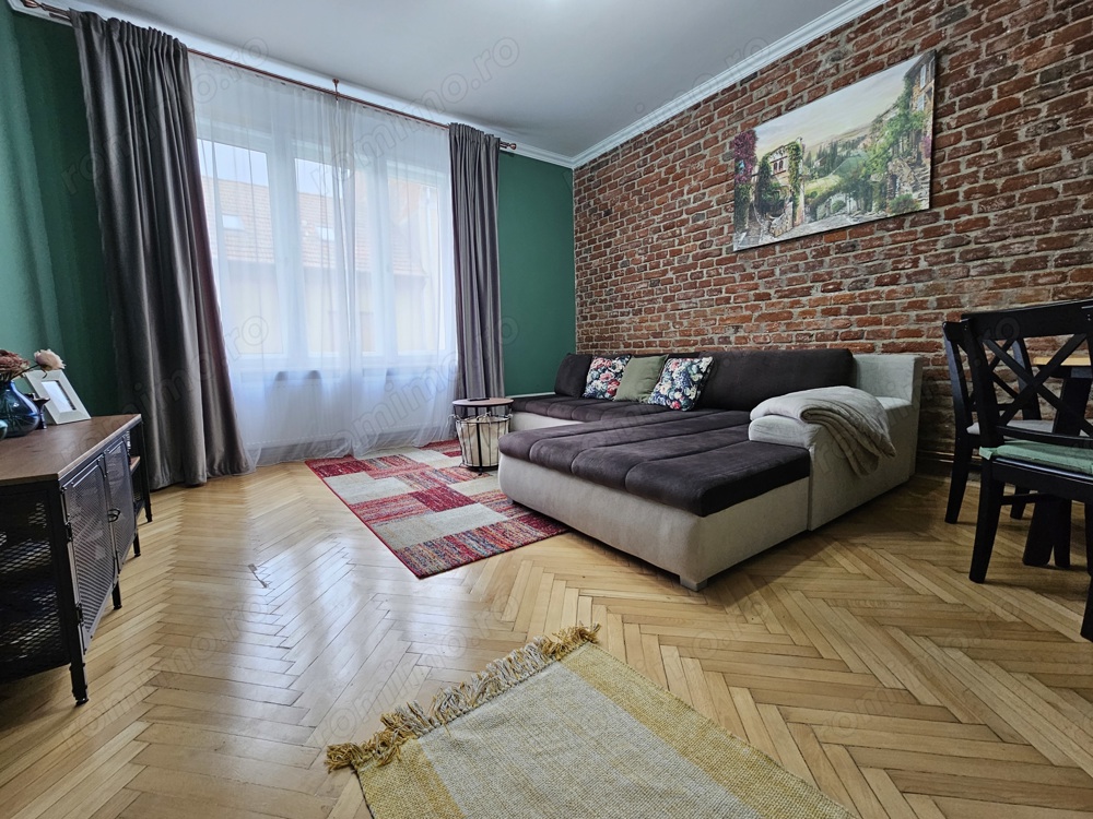 Pretabil investitie! Ultracentral! Studio+apartament cu 2 camere!