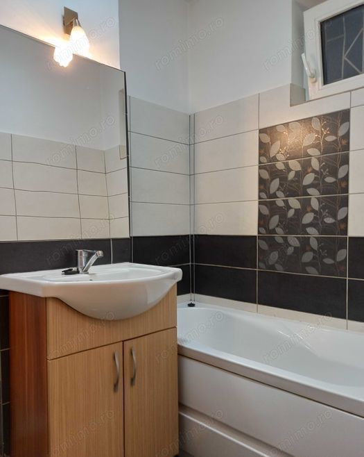  spre inchiriere apartament cu 2 camere zona Eminescu