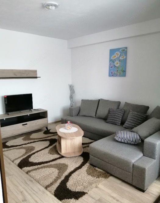 Garsoniera situata in zona Crangasi