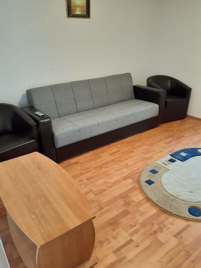 Garsoniera  zona Vitan 