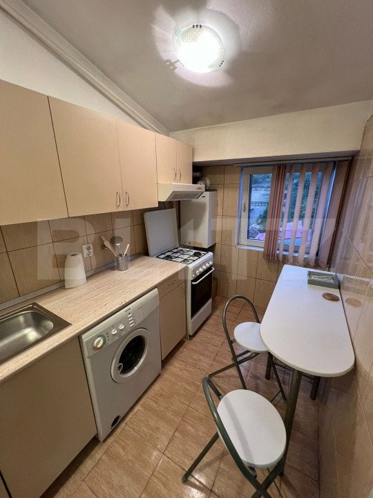 Apartament cu o camera, 28 mp, mobilat si utilat, zona Oasului 