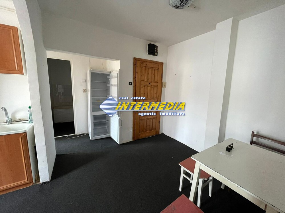 Apartament 2 camere Deco CETATE Mercur Etaj 3 balcon mare Alba Iulia Vanzare