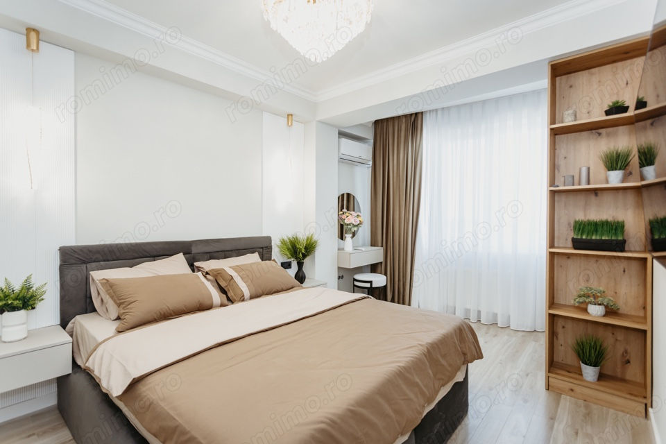 Inchiriez apartament cu 3 camere in zona parc moghioros