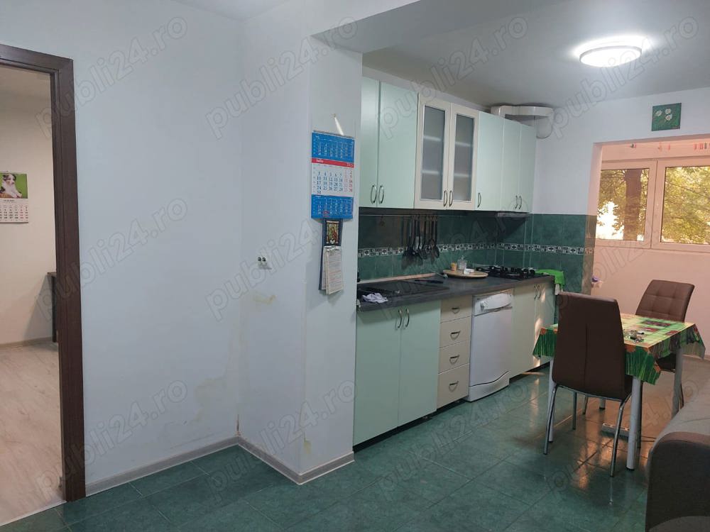 Vând apartament cu doua camere 